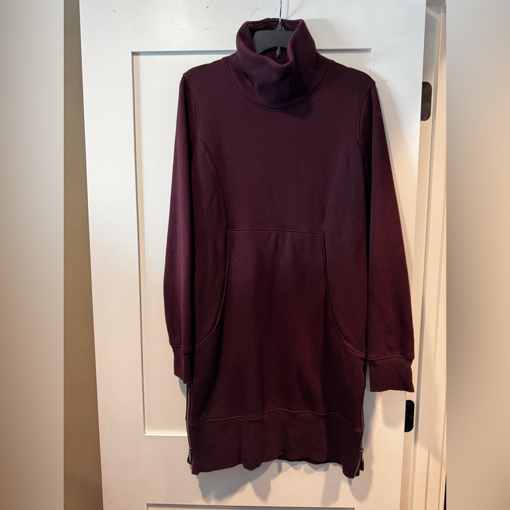 Athleta plum Sweater dress size medium
